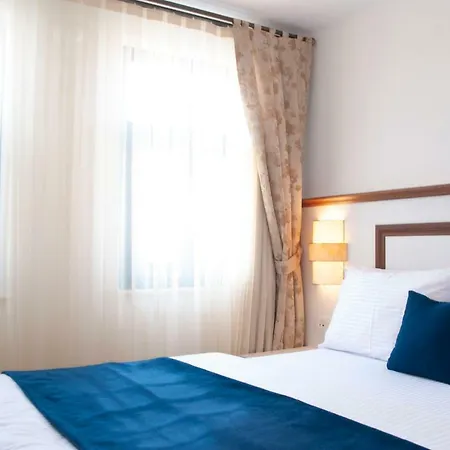 Necdet Kaptan Butik Otel *